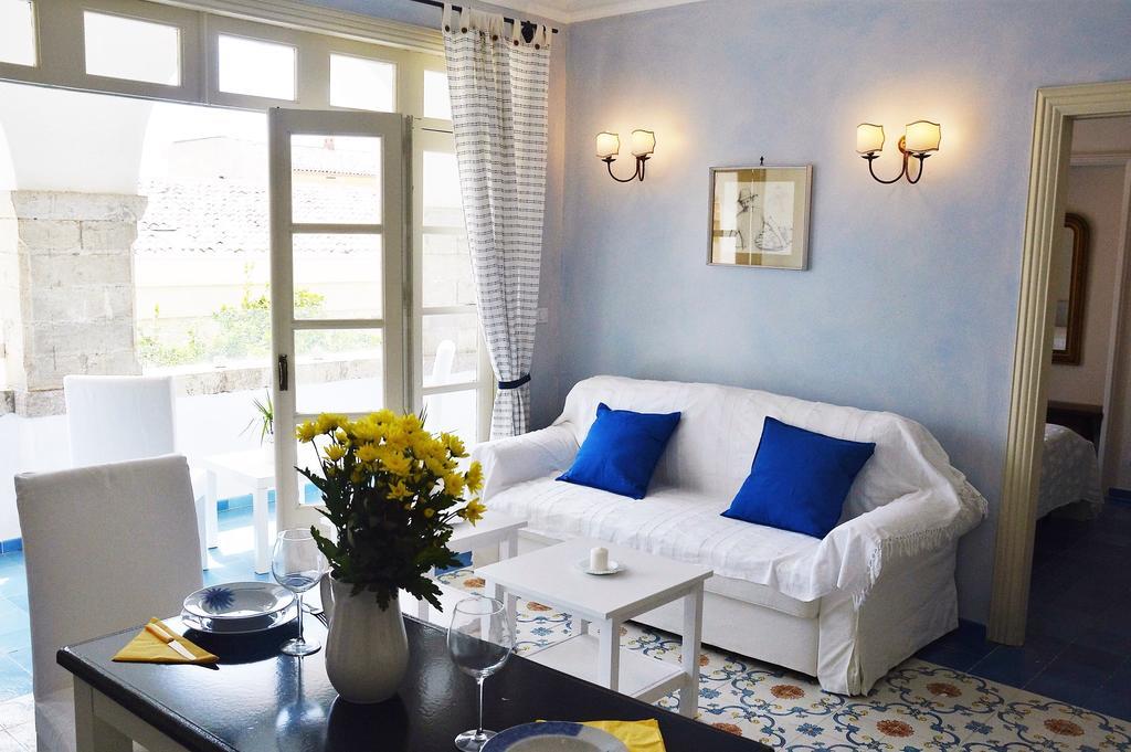 L'Atelier Del Pittore Apartment Taormina Bagian luar foto