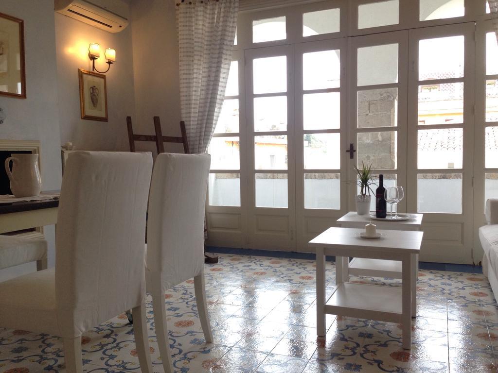 L'Atelier Del Pittore Apartment Taormina Bagian luar foto