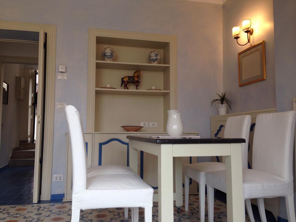 L'Atelier Del Pittore Apartment Taormina Bagian luar foto