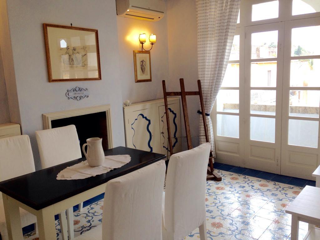 L'Atelier Del Pittore Apartment Taormina Bagian luar foto