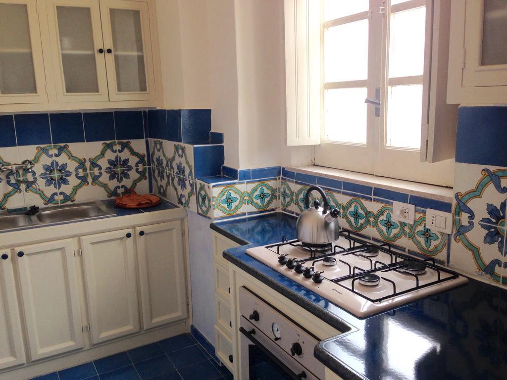 L'Atelier Del Pittore Apartment Taormina Bagian luar foto