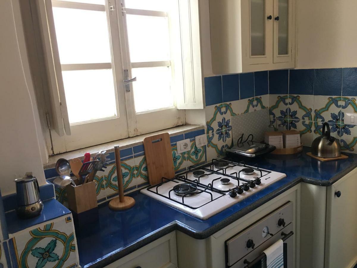L'Atelier Del Pittore Apartment Taormina Bagian luar foto