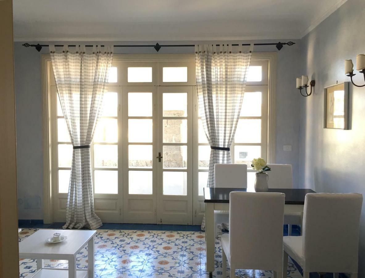 L'Atelier Del Pittore Apartment Taormina Bagian luar foto